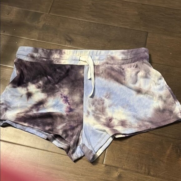 Bluenotes lounge Tie-Dye Tank and Shorts Setsize XL - Picture 6 of 7